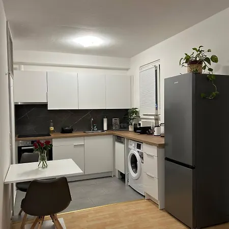 Heart & Nyaraló Graz